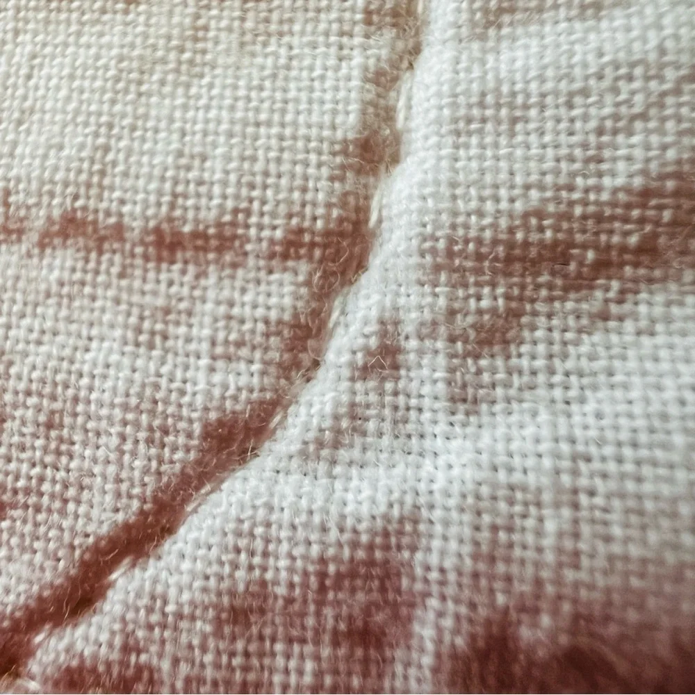 Vintage 1980s Handmade Quilt – 66” x 81” – Peach & Cream Geometric Design